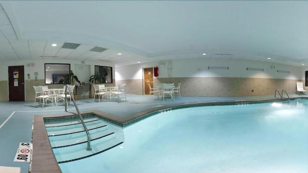 Holiday Inn Express & Suites Chesapeake By Ihg Exteriör bild