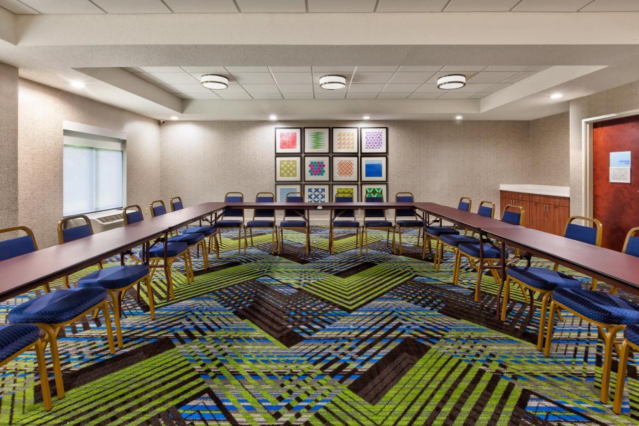 Holiday Inn Express & Suites Chesapeake By Ihg Exteriör bild