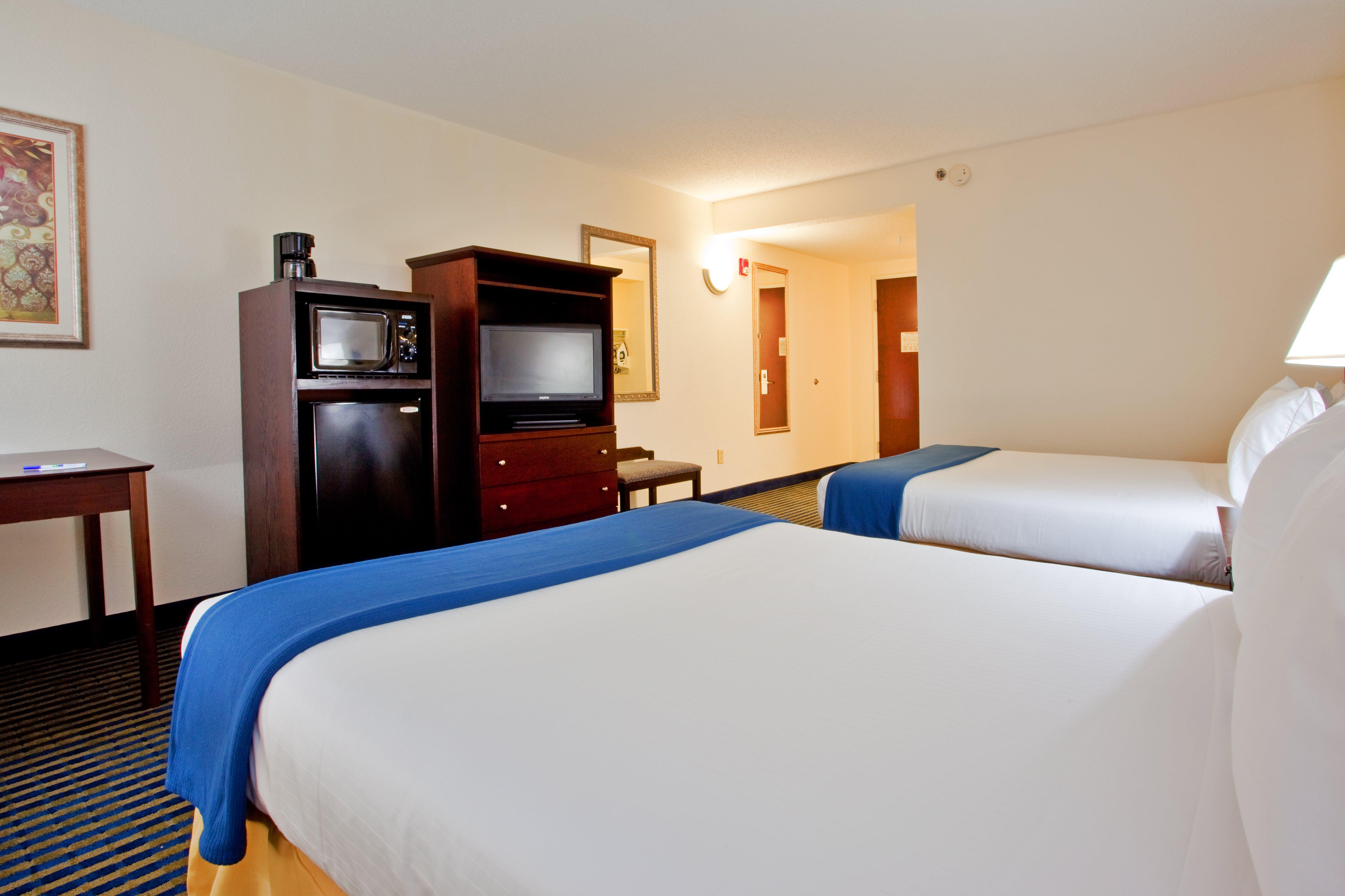 Holiday Inn Express & Suites Chesapeake By Ihg Exteriör bild