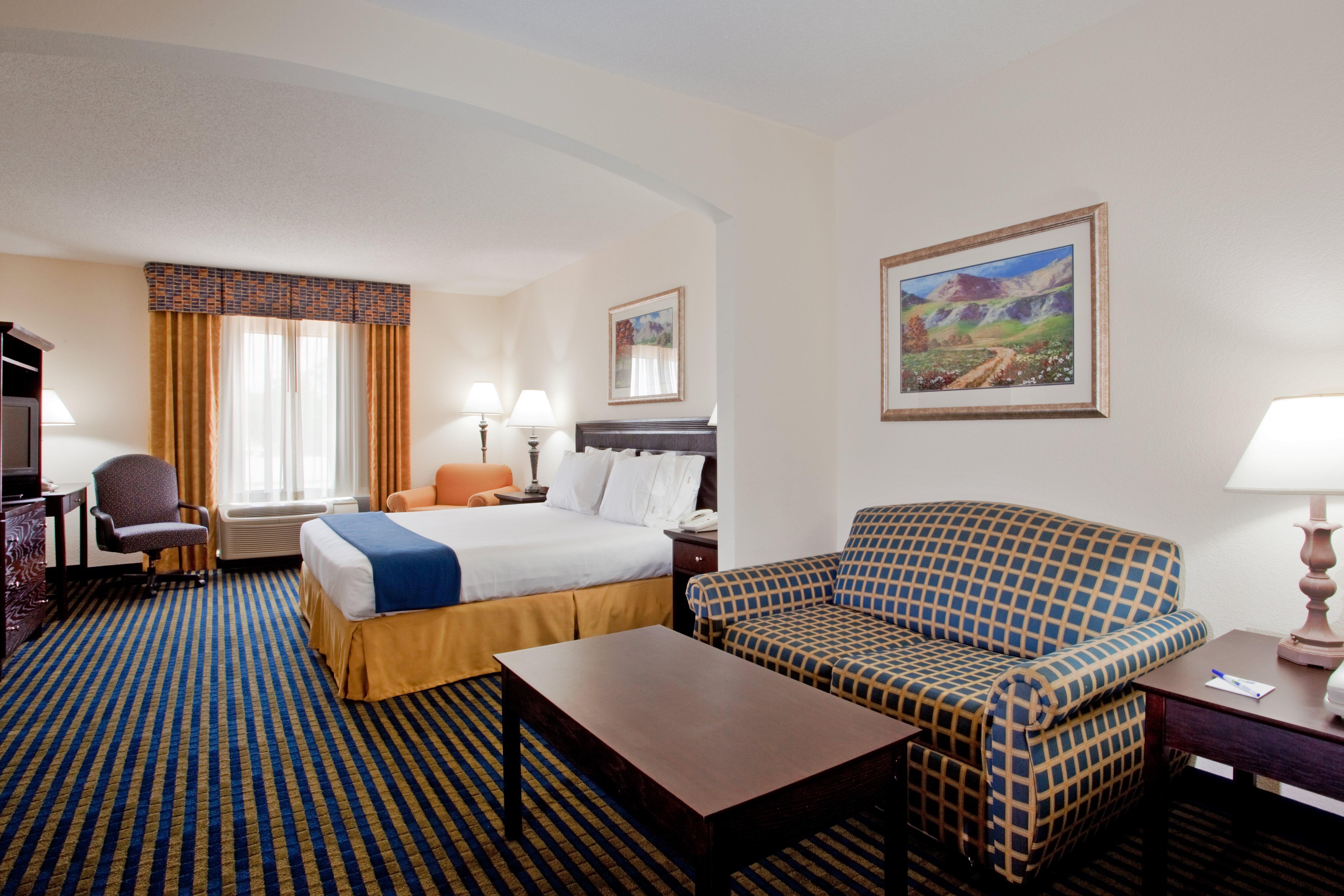 Holiday Inn Express & Suites Chesapeake By Ihg Exteriör bild
